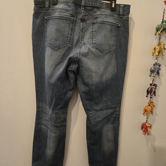 DKNY Women's Dark Blue Skinny Jeans - Picture 7 of 8